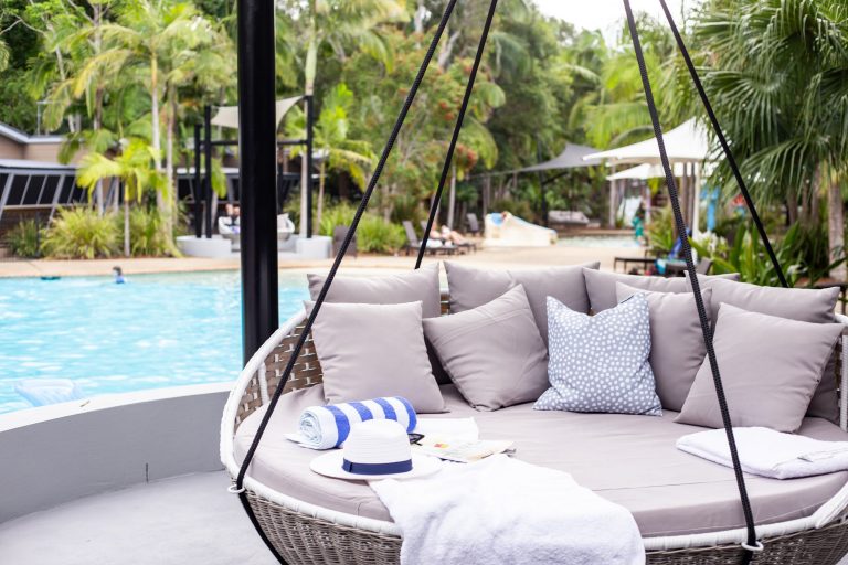 angourie resort pool bar